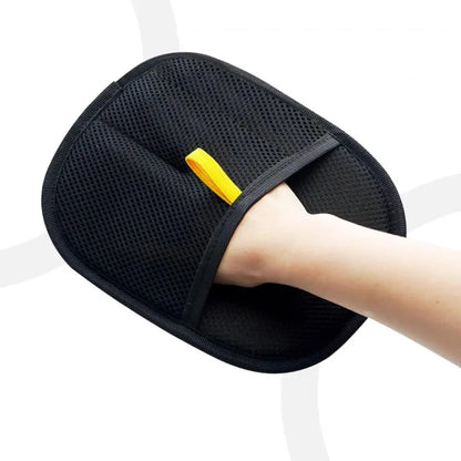 Gant de toilettage pour chien et chat